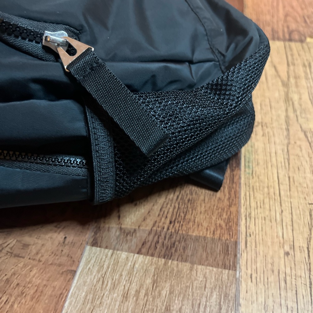 Adidas Linear Mini Backpack - Picture 4 of 5